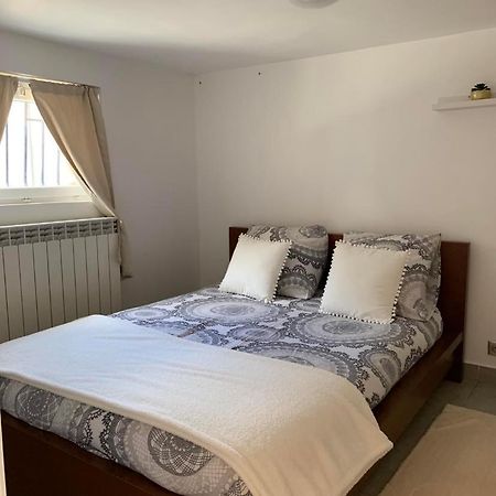 Auberge Appartement Ormesson Sur Marne / Sucy En Brie Bagian luar foto